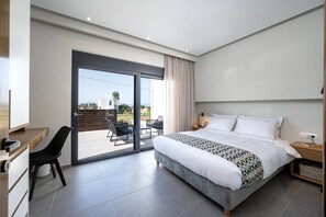 1 bedroom, desk, iron/ironing board, WiFi