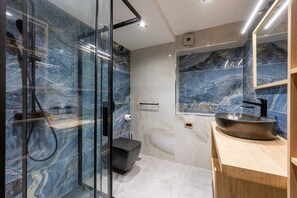 Hair dryer, towels - La Casa Beachside with Jacuzzi (Kos)