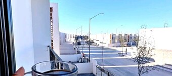 Casa Residencial en Colonia Privada