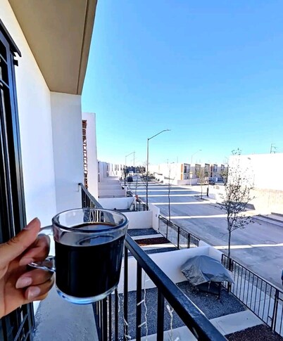 Casa Residencial en Colonia Privada