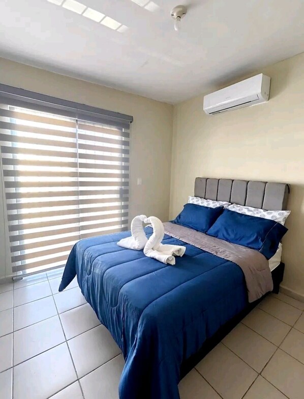 3 Schlafzimmer, Bügeleisen/Bügelbrett, WLAN, Bettwäsche