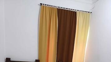 Habitación estándar con 2 camas individuales | Wifi gratis