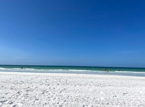 Beach nearby, sun loungers, beach towels