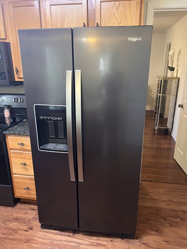 Excellent three bedroom two bath condo close to KU campus 