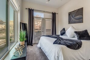 Desk, iron/ironing board, travel crib, WiFi