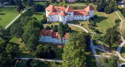 Gorgeous home in Trnovec with WiFi