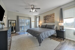 4 quartos, ferros/tábuas de passar roupa, berço de viagem