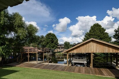 Oxbow Retreat The Hidden Gem of FalseRiver,Ventress , New roads area