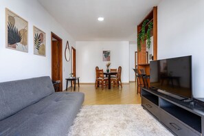 Căn hộ | Khu phòng khách | TV, Netflix, dịch vụ stream 