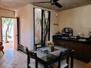 Dining - Central Apartment, Wifi, Pool, New, Equipped - Jícara *Mi Amado Chemby* (Mérida)