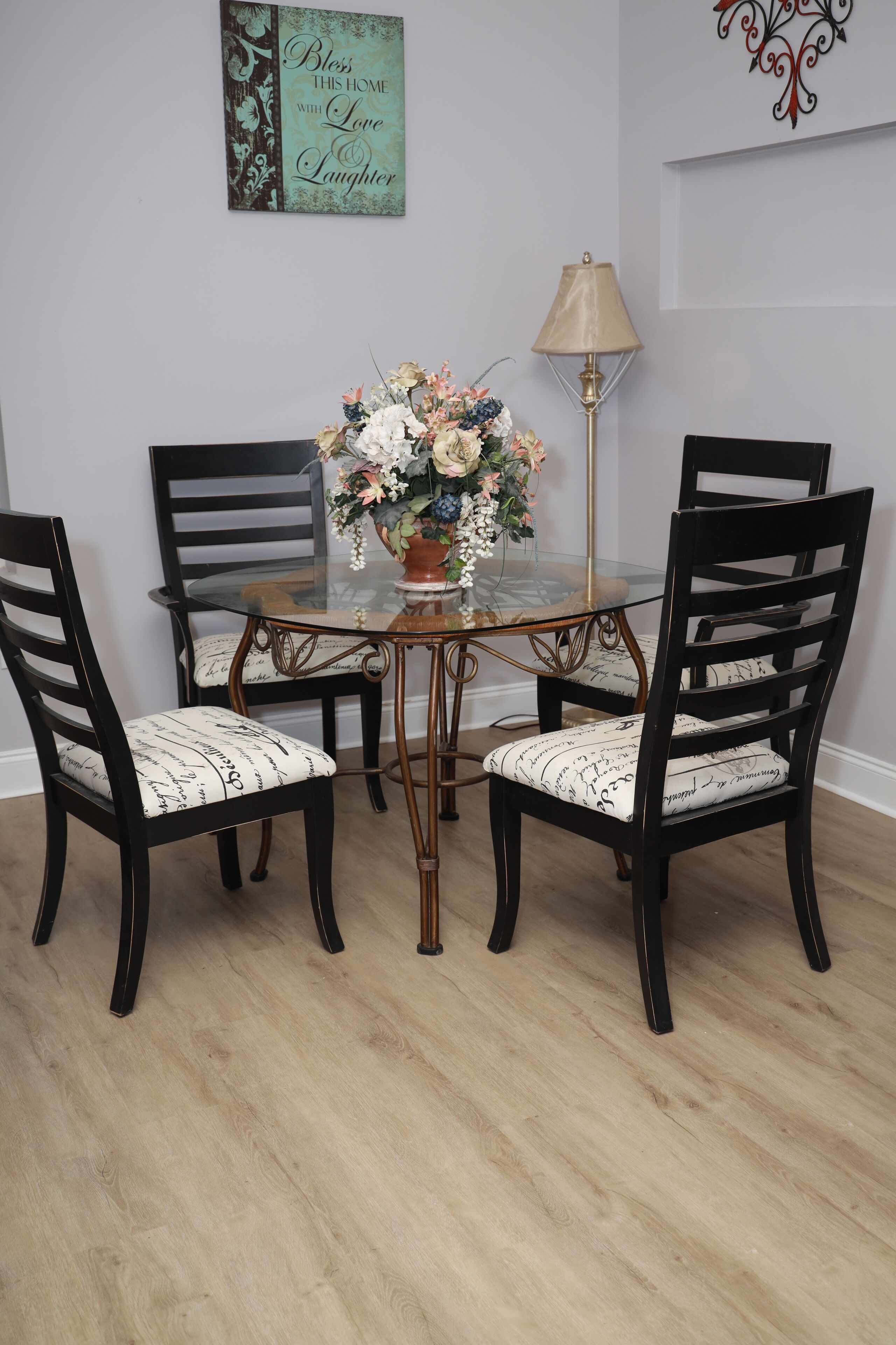 Experience a Beautiful Cozy, Comfortable place for 3  guests 