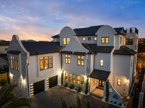 Exterior - 🩵🌴Peaceful Palms | New Build | Heated* Pool | Golf Cart | Free Dolphin Cruise 🐬 (Miramar Beach)