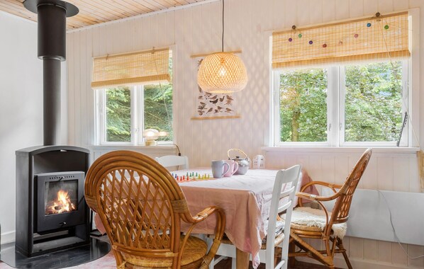 Dining - 2 bedroom amazing home in Kolind (Kolind)