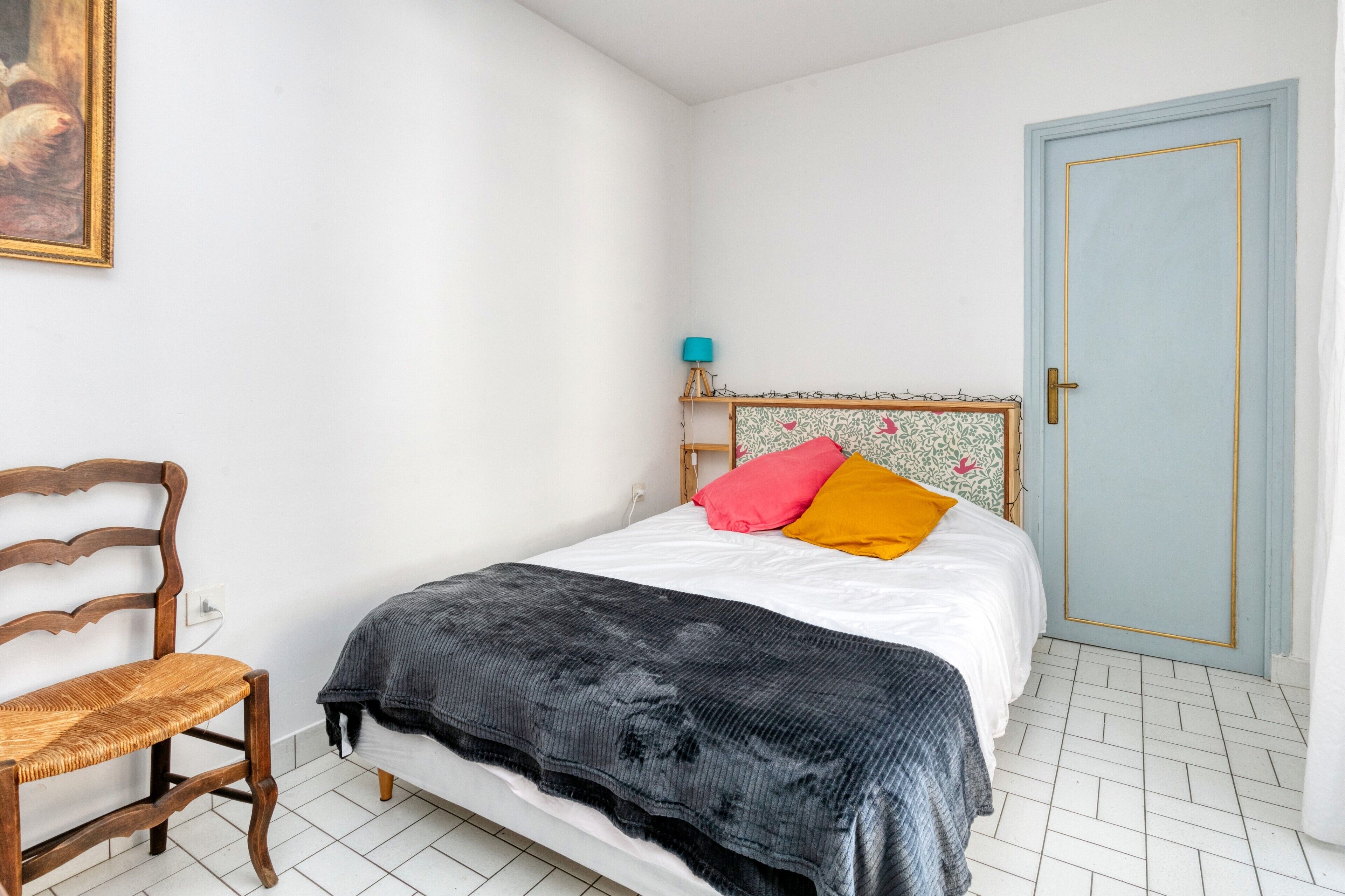 3 habitaciones, tabla de planchar con plancha y wifi gratis 