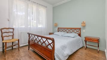 3 habitaciones, tabla de planchar con plancha y wifi gratis