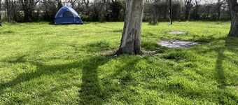 Eclipse Camping on Peaceful Mini Farm F1