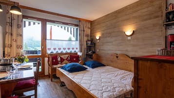1 Schlafzimmer, Bügeleisen/Bügelbrett
