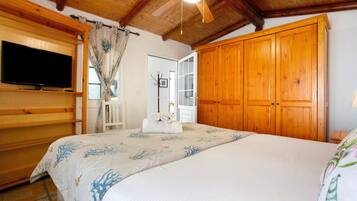 1 bedroom, iron/ironing board, free WiFi, bed sheets