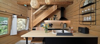 Chalet "Cabanelise" with Mountain View & Private Terrace