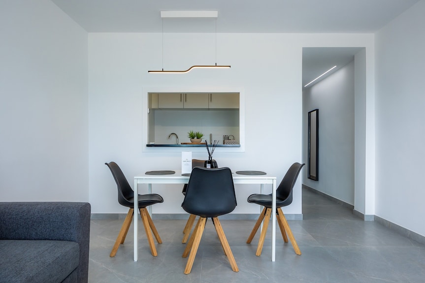First Line Mediterranean Apartment With Sea Views, Wi-fi And Air Conditioning - Palma Nova