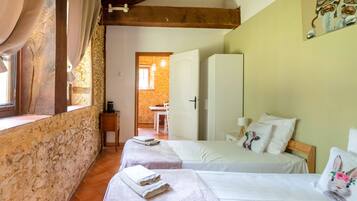 2 chambres, Wi-Fi gratuit, draps fournis