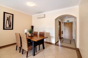 Dining - Apartment 'O'Pomar 150' with Shared Pool, Balcony, and Air Conditioning (Tavira)
