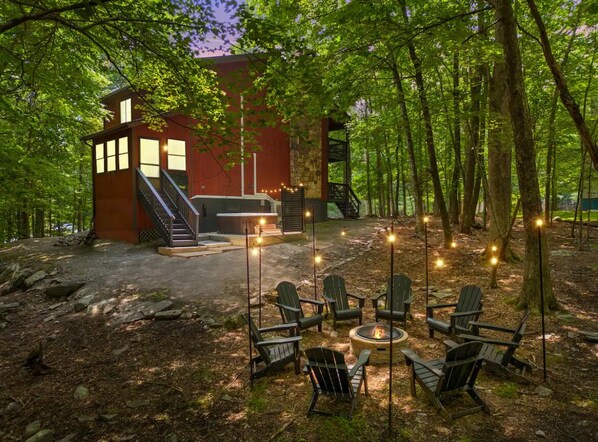 Terrace/patio - Brand New Poconos Retreat! Hot Tub. Game Room. (East Stroudsburg)