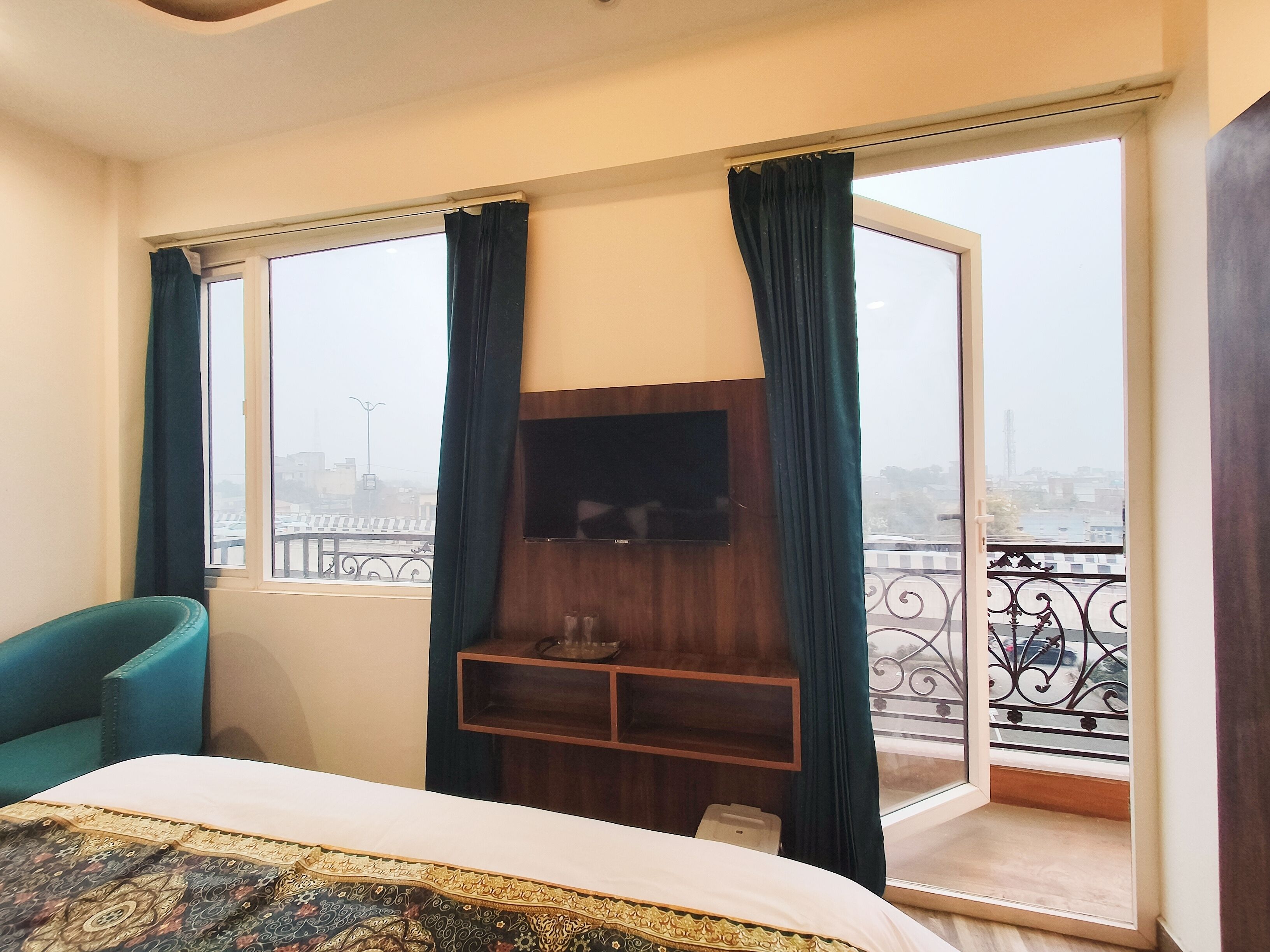 尊榮客房 | 隔音、免費無線上網、床單