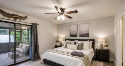 Upscale 4BR Oasis- Tranquil Patio, Prime Location