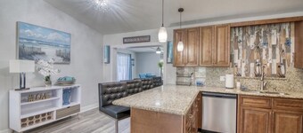 Upscale 4BR Oasis- Tranquil Patio, Prime Location