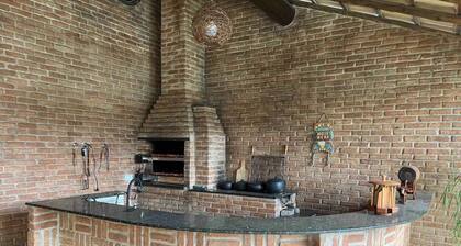 Casa a 90 Metros da Praia / Piscina / Sauna / Churrasqueira / Sinuca / Etc