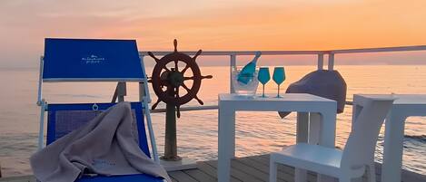 Private beach nearby, beach bar