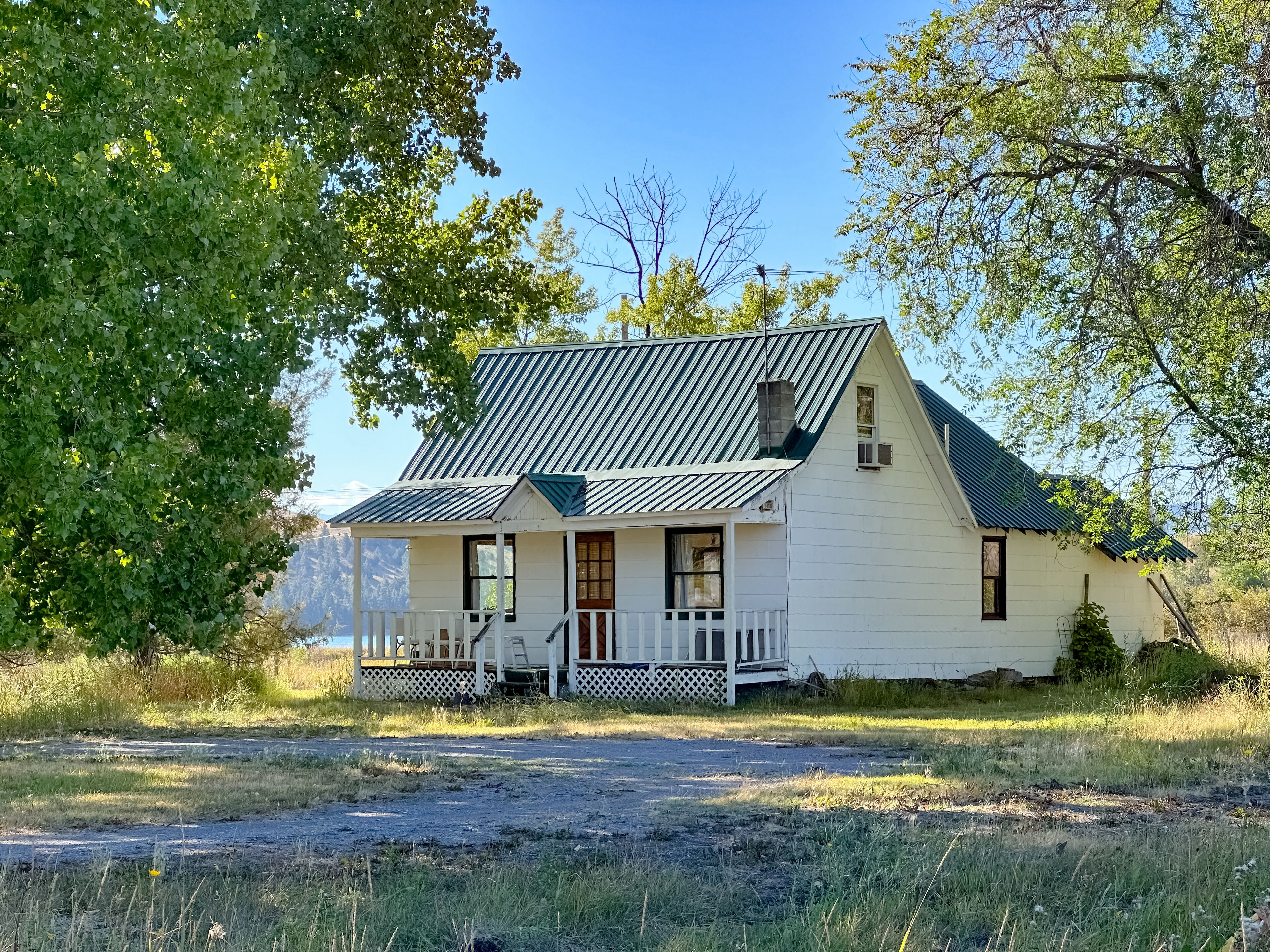 Charming early 1900's Farmhouse on Flathead Lake .