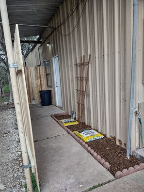 تفاصيل الفندق من الخارج