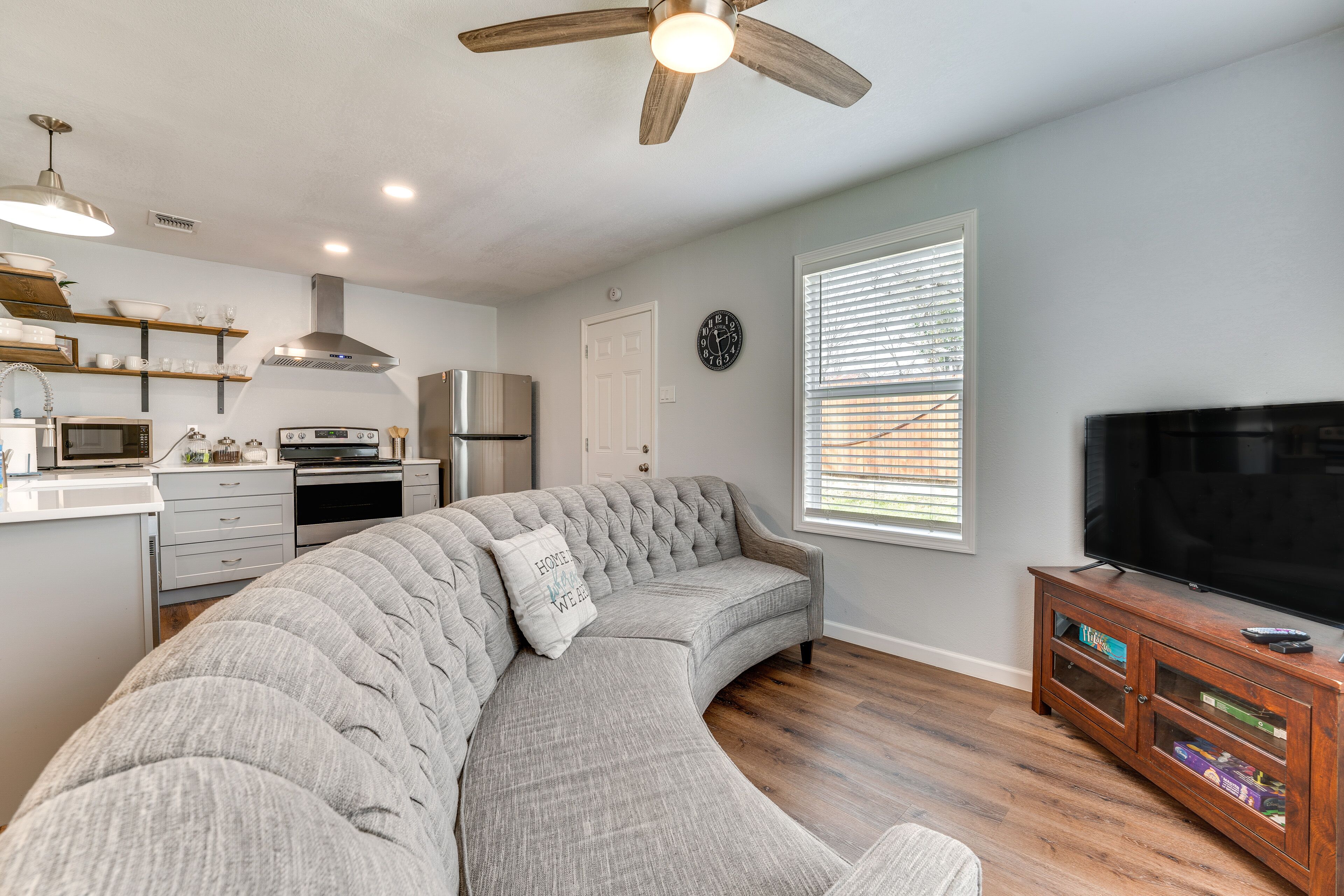 Charming Seguin Home w/ Yard - Walk to Downtown!