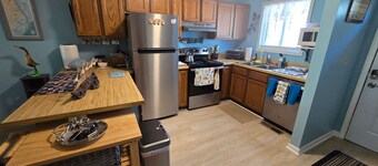 Misty Mare Townhouse - Gorgeous home on Chincoteague Island