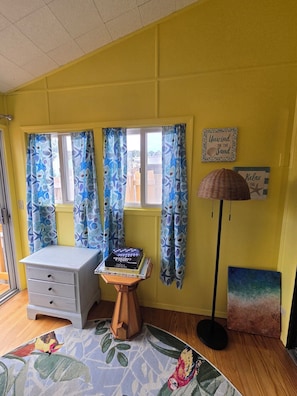Interior - Misty Mare Townhouse - Gorgeous home on Chincoteague Island (Chincoteague)
