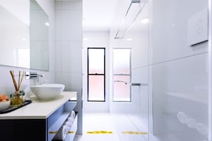 Hair dryer, towels