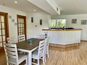 Dining - D’Mauchi/Apartament/Downtown/Miami/Beach 20 min/Central Location/ Spring Garden (Miami)