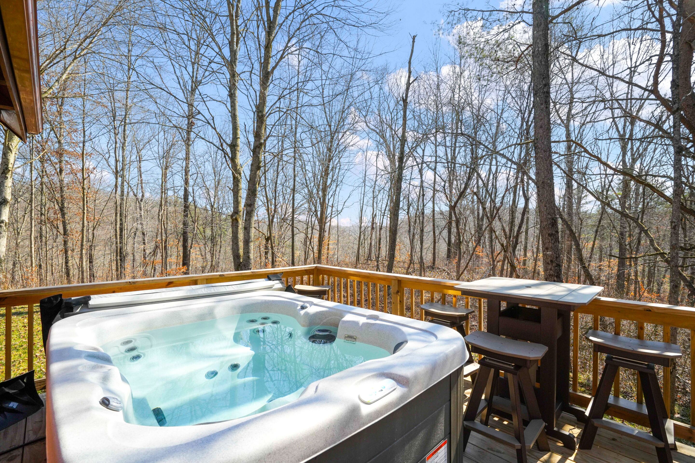 Outdoor spa tub