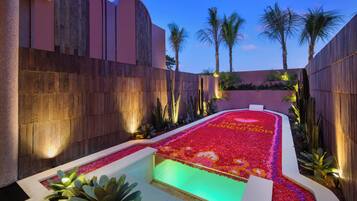 10 indoor pools, outdoor pool, pool umbrellas, sun loungers