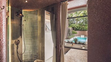 One Bedroom Villa with Private Pool & Bathtub | Bathroom | Separate bathtub and shower, deep-soaking bathtub, rainfall showerhead
