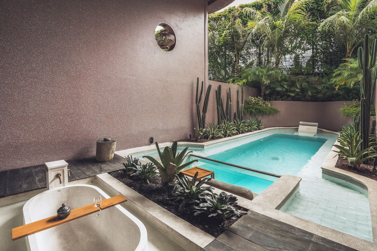One Bedroom Villa with Private Pool & Bathtub | Yksityinen uima-allas
