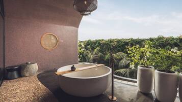 Suite Room | Literie hypoallergénique, minibar, coffres-forts dans les chambres