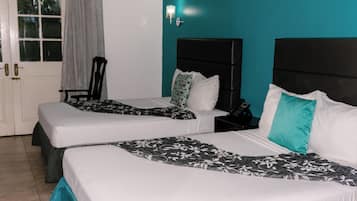 1 habitación, escritorio, tabla de planchar con plancha y wifi gratis