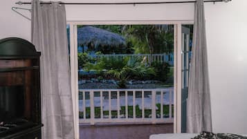 1 habitación, escritorio, tabla de planchar con plancha y wifi gratis