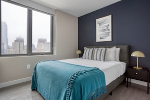 1 slaapkamer, een strijkplank/strijkijzer, wifi, beddengoed