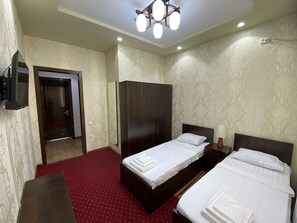 Basic Double or Twin Room | Free WiFi - veagat b&B (Tashkent)