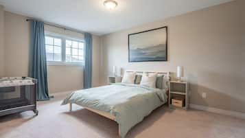 3 bedrooms, iron/ironing board, travel cot, free WiFi