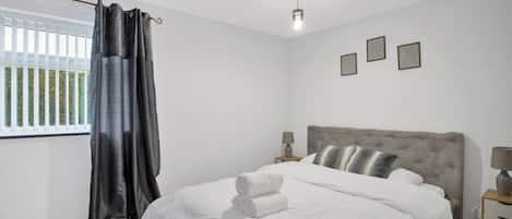 1 sovrum, strykjärn/strykbräda, wi-fi och sängkläder